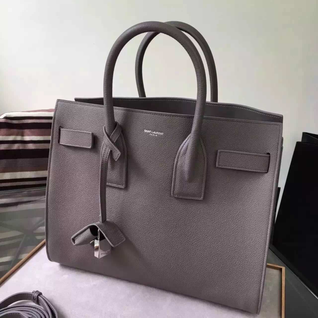 Replica ysl handbags 2014,Fake ysl bags germany,Fake yves saint laurent bags malaysia.